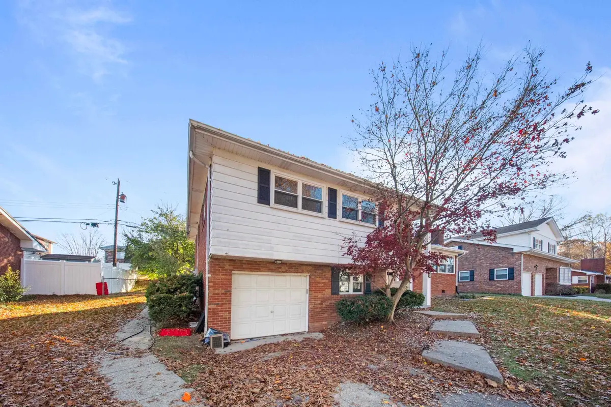 3408 Ladoka Street, Ashland, KY 41102 - Image #1