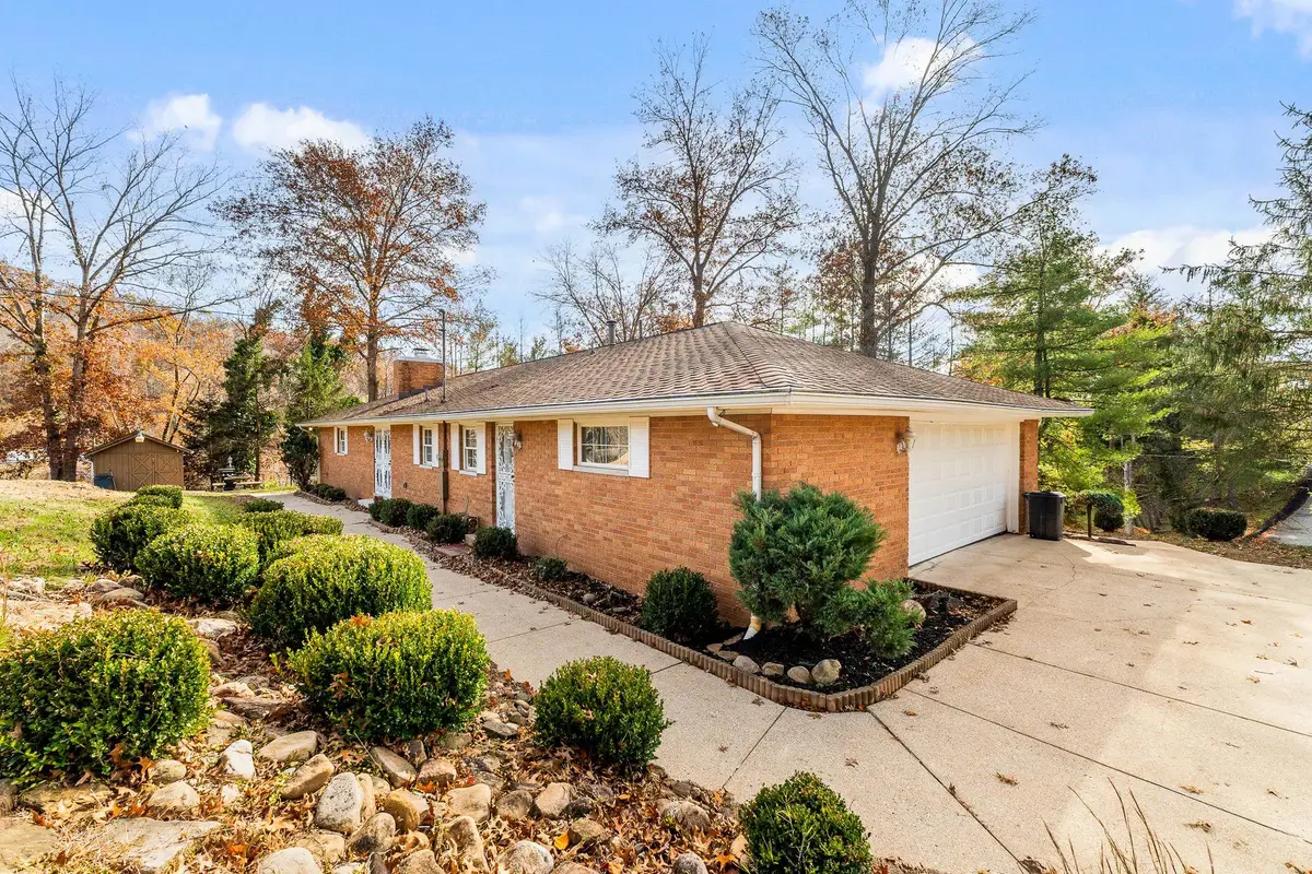 5 Westwood Lane, Huntington, WV 25704 - Image #1