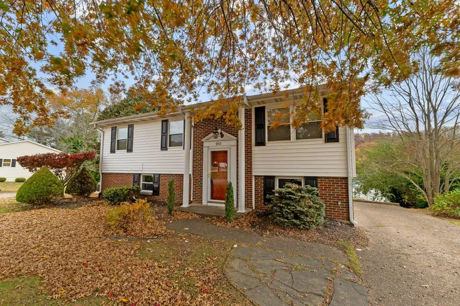 201 Nedra Drive, Barboursville, WV 25504 - Image #2