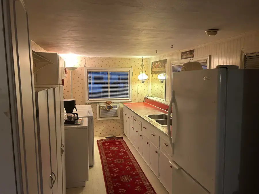 613 Hazeldine Drive, Huntington, WV 25704 - Image #3