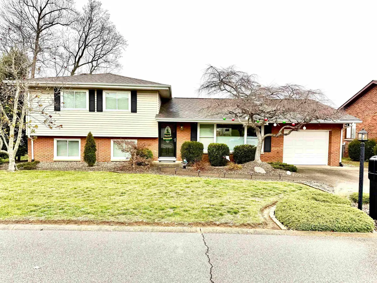 11 Elwood Avenue, Huntington, WV 25705 - Image #1