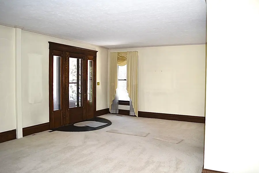 235 11th Avenue, Huntington, WV 25701 - Image #3