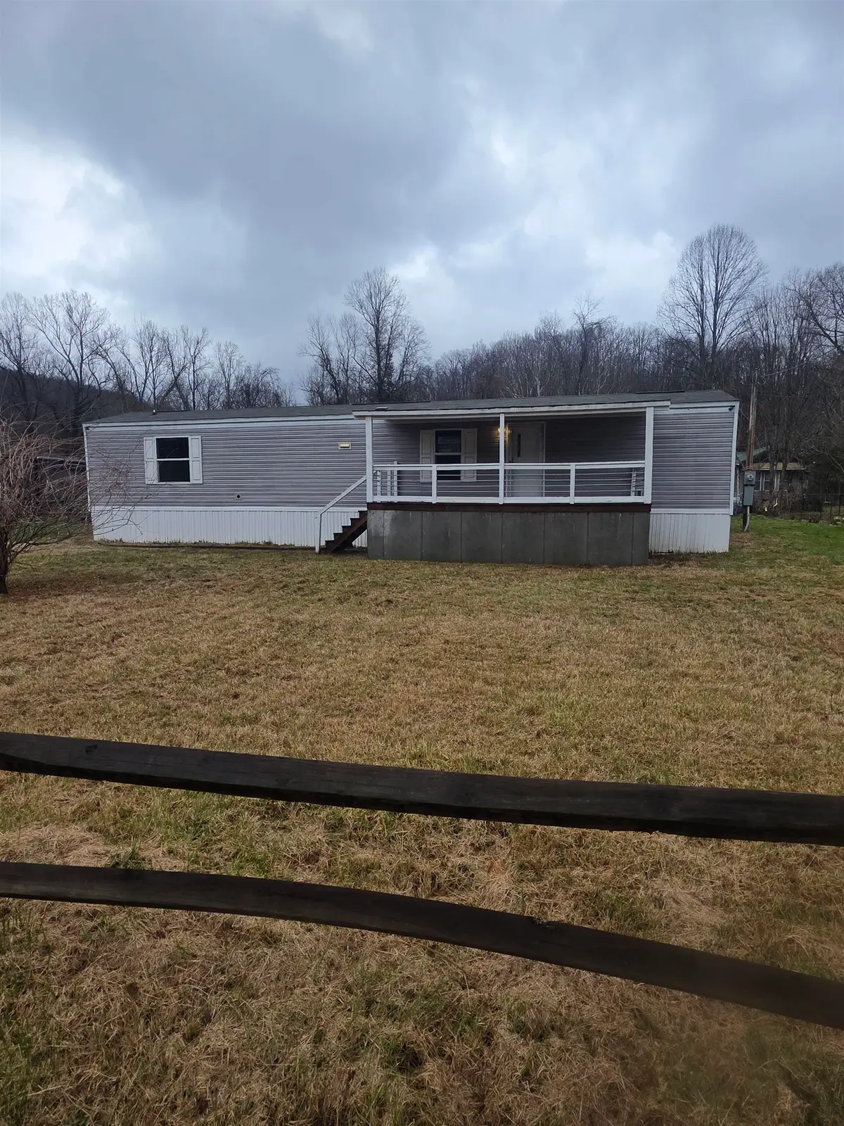 26 Preston Lane, Alum Creek, WV 25003 - Image #1