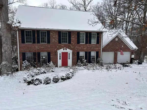 22 Briarcliff Drive, Huntington, WV 25704