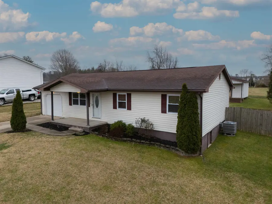 106 Elite Heights, Hurricane, WV 25526 - Image #2