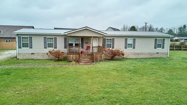 374 Sunnybrook Drive, Hurricane, WV 25526