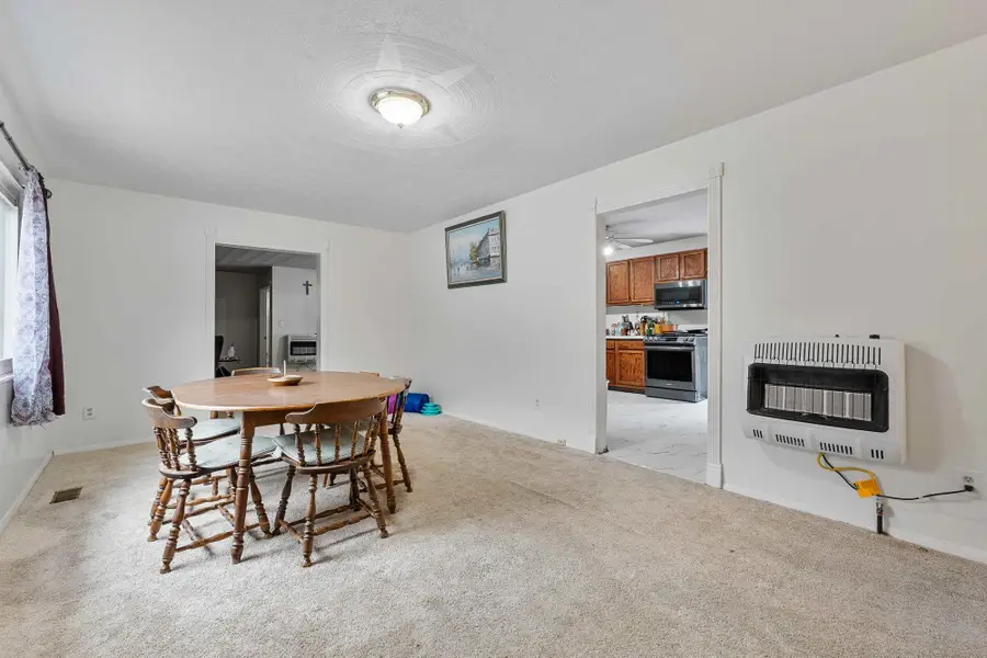 158 Ranch Lake Boulevard, Scott Depot, WV 25560 - Image #2