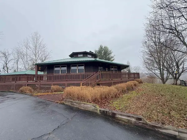 25 Mayapple Heights, Barboursville, WV 25504