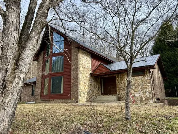 2579 Greenbrier Creek Rd., Fort Gay, WV 25514-2579