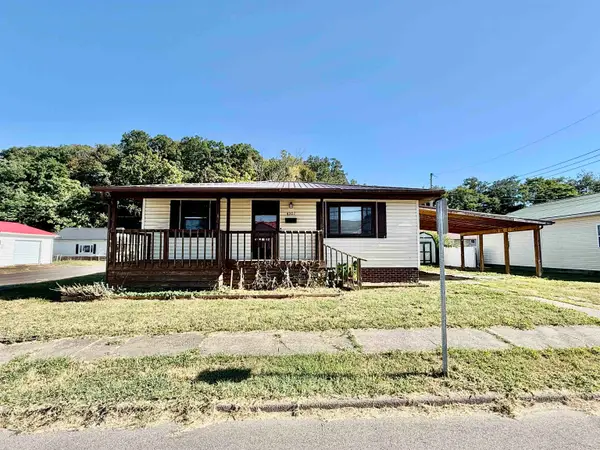 4307 Hughes Street, Huntington, WV 25704