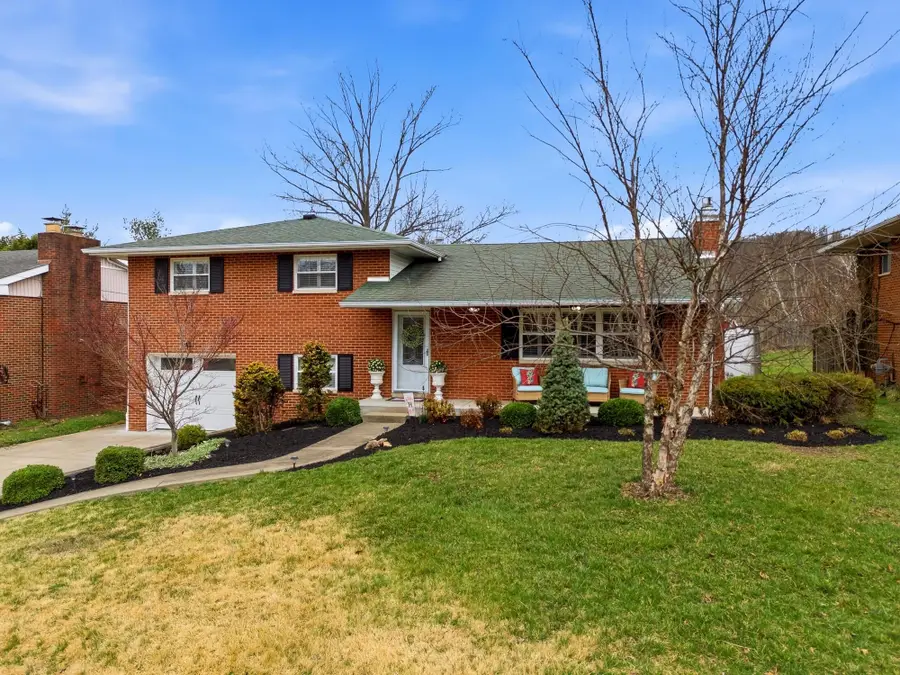 564 Fairwood Road, Huntington, WV 25705 - #3