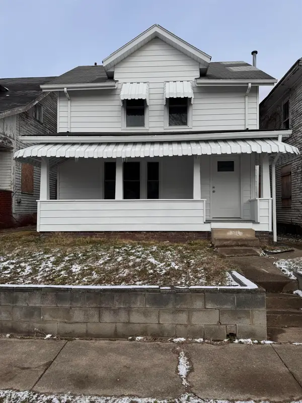 2712 Highlawn Avevnue, Huntington, WV 25702