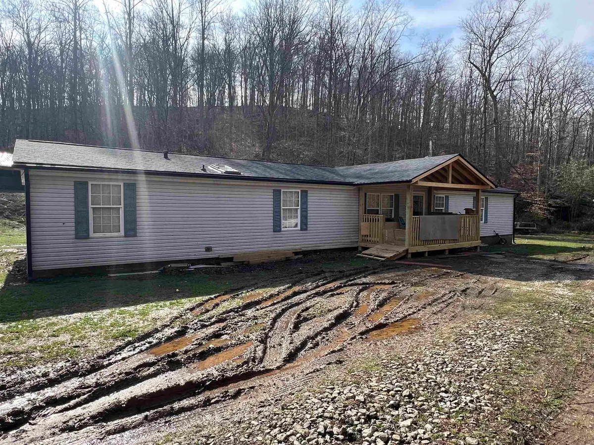 6950 Wood School Road, Clendenin, WV 25515 - #1