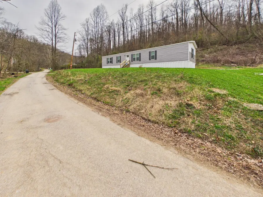 1820 Mundy Hollow Road, Charleston, WV 25312 - #2