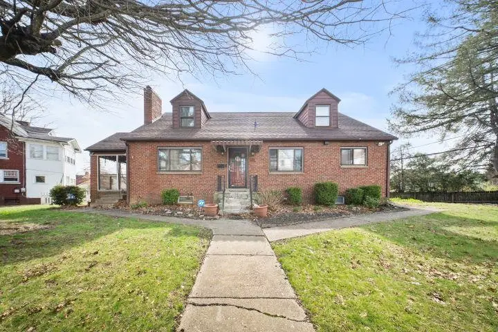 215 Norway Avenue, Huntington, WV 25705 - #1