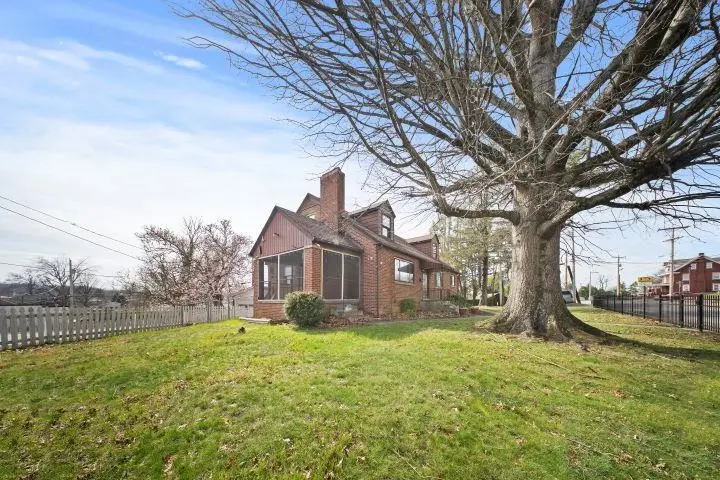 215 Norway Avenue, Huntington, WV 25705 - #2