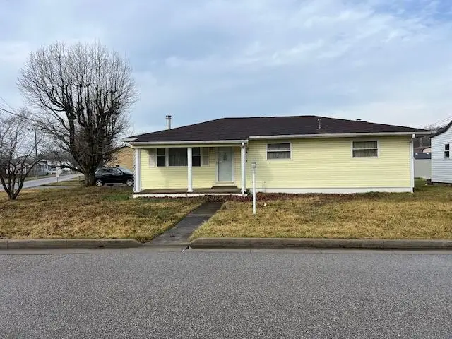 1234 Adams Avenue, Milton, WV 25541 - #1