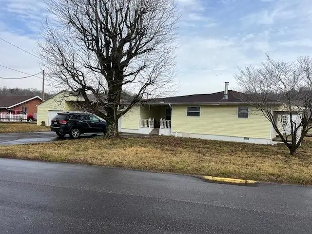 1234 Adams Avenue, Milton, WV 25541 - #3