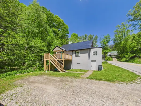 3742 Greenview Road, South Charleston, WV 25309