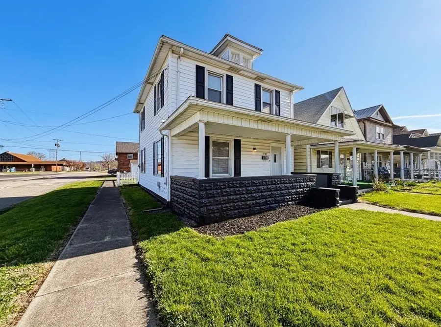 1727 Pine St., Kenova, WV 25530 - #2