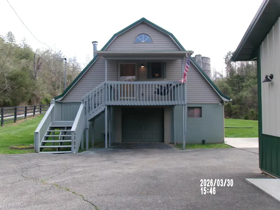 327 Mudlick, Louisa, KY 41230 - #3