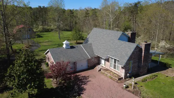 1470 Tyler Creek Road, Salt Rock, WV 25559