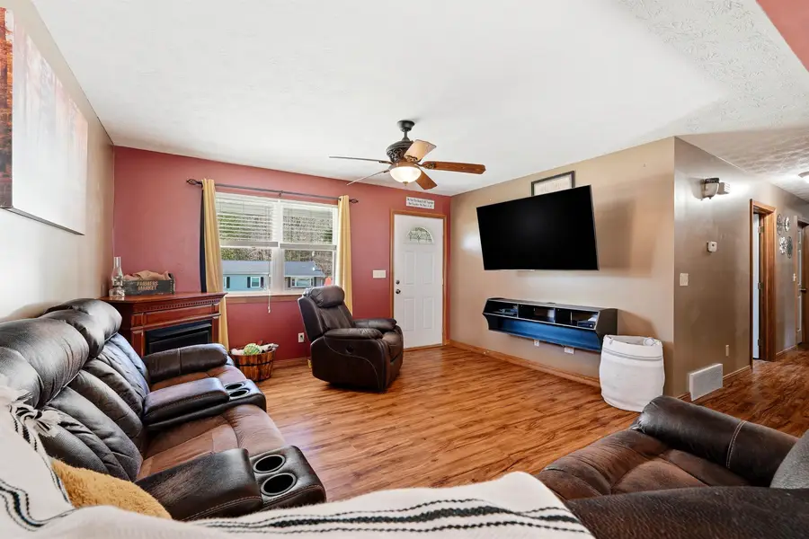 7487 County Road 15, Chesapeake, OH 45619 - #3