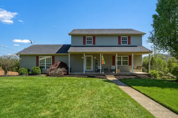 42 Regal Oaks, Barboursville, WV 25504