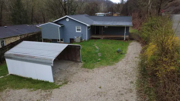 989 Walkers Branch Road, Huntington, WV 25704