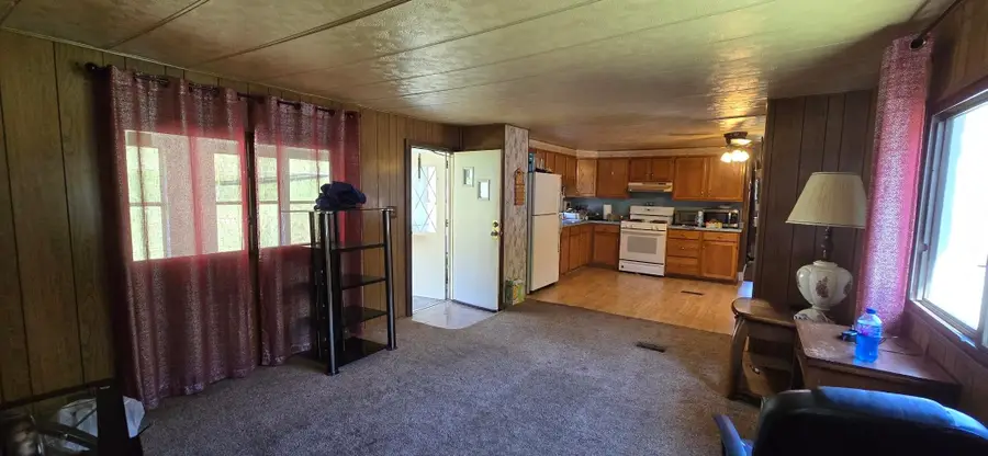 8451 McComas Rd, Salt Rock, WV 25559 - #3