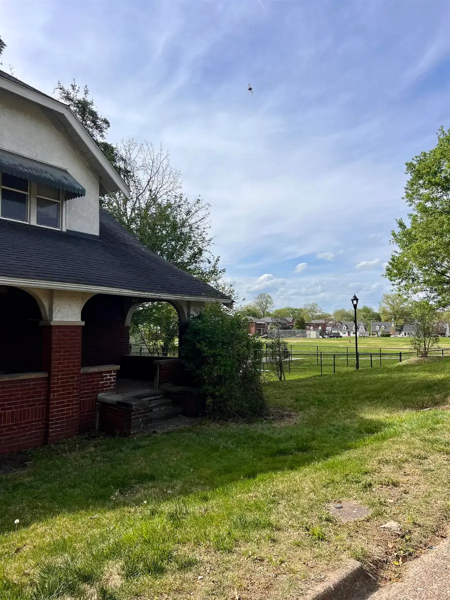 1333 14th Street, Huntington, WV 25701 - #2