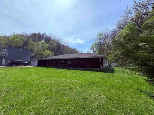 4482 Daniel Boone Parkway, Foster, WV 25081