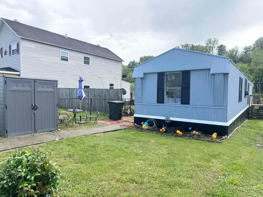 1622 Sycamore Street, Kenova, WV 25530 - #3