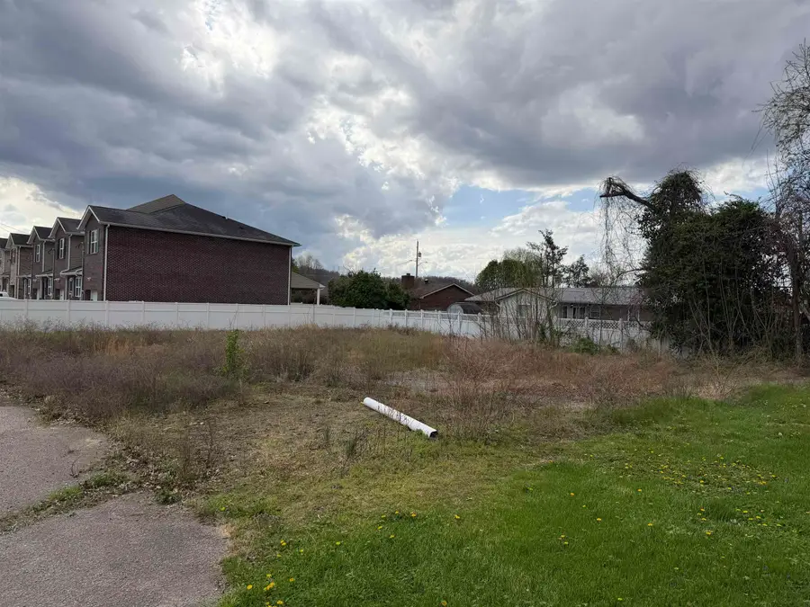 113 ASHLAND DRIVE, South Point, OH 45680 - #3