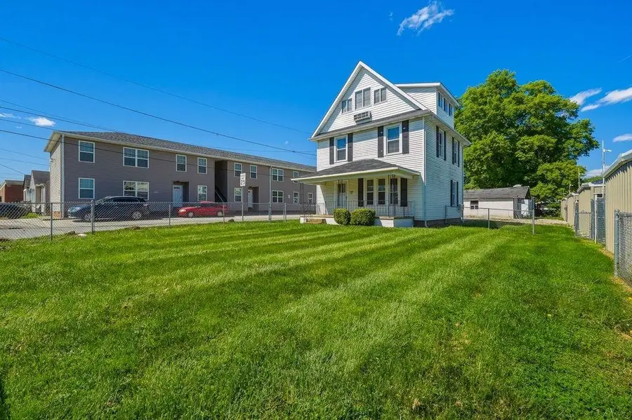 1365 E Pea Ridge Road, Huntington, WV 25705 - #2