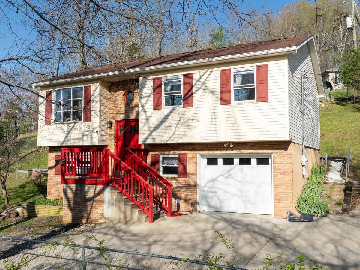 5581 Shawnee Drive, Huntington, WV 25705 - #1