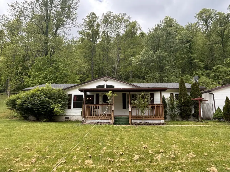 5331 Newcomb Creek Road, Huntington, WV 25704 - #2