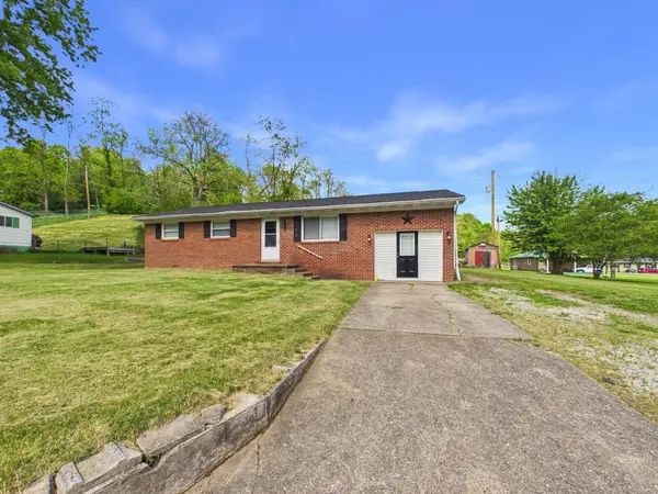 5392 Newcomb Creek Road, Huntington, WV 25704