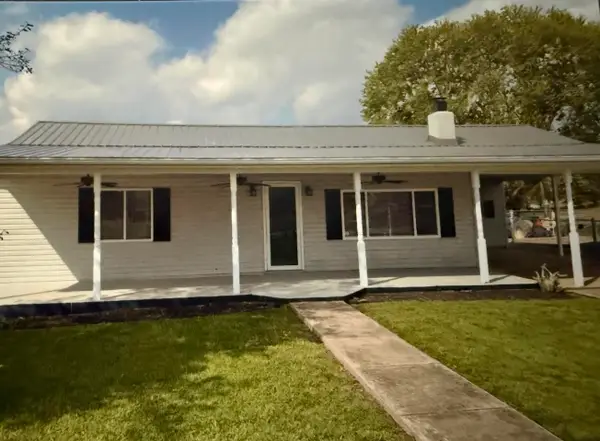 186 Ferry St, Prichard, WV 25555