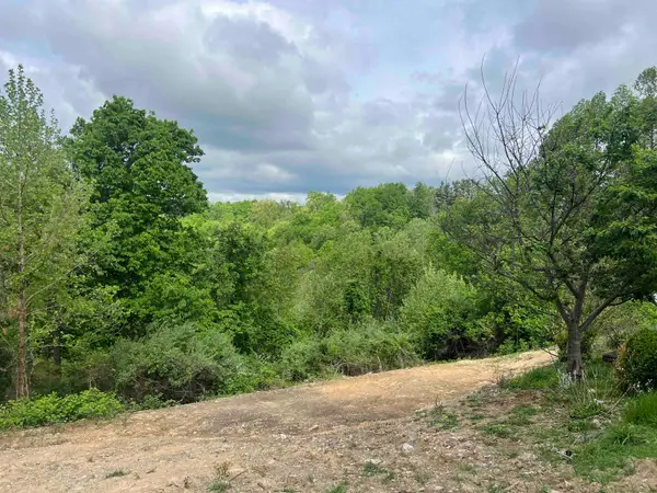 230 Dogwood Lane, Huntington, WV 25701