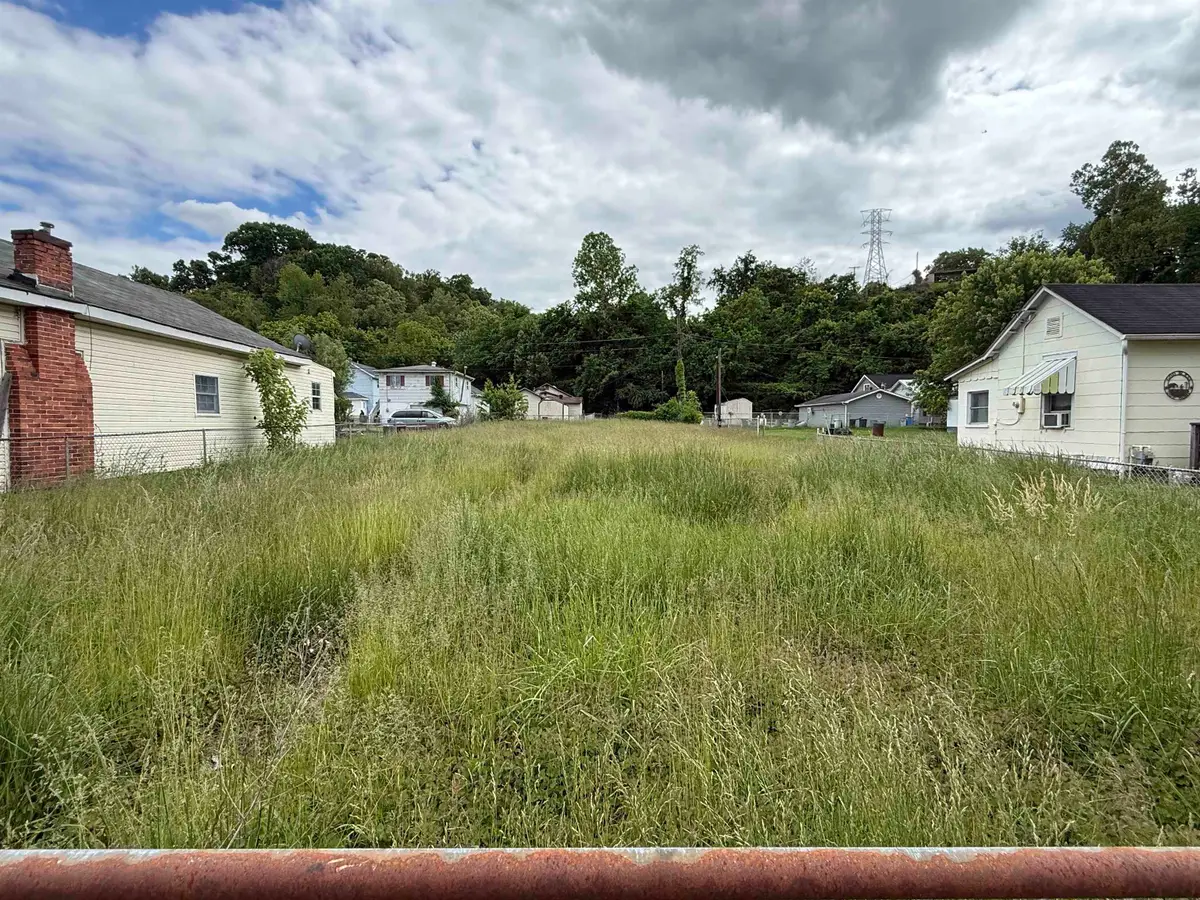 1822 Sycamore Street, Kenova, WV 25530 - #1