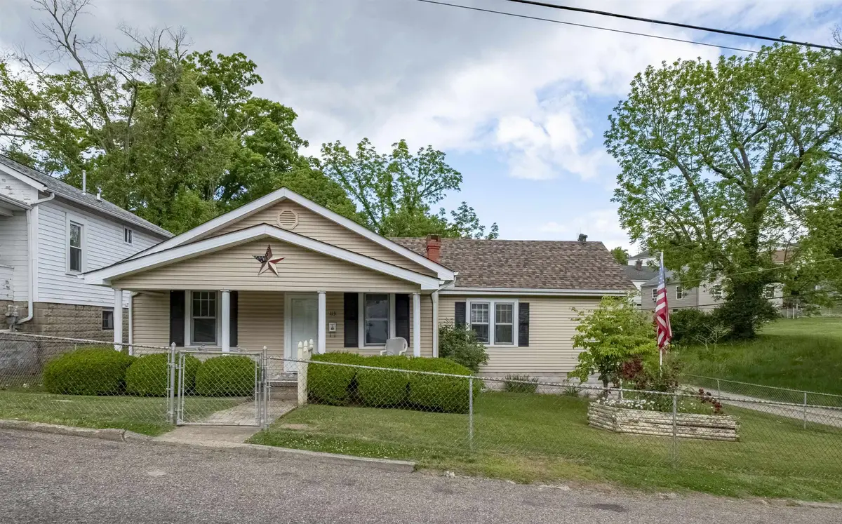 113 Sycamore St, Huntington, WV 25705 - #1