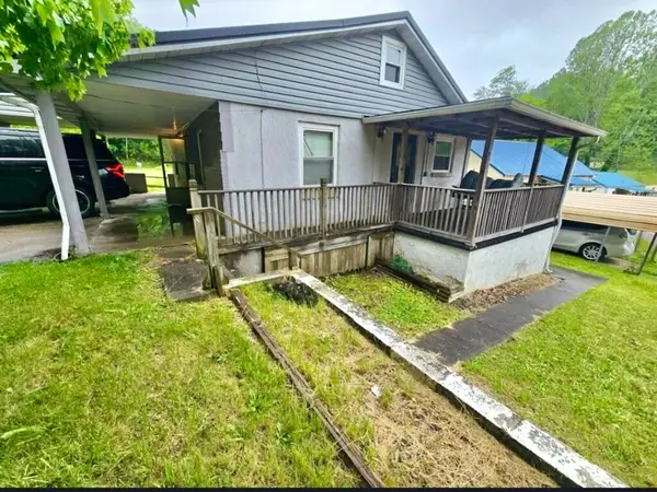 502 Green Valley Drive, St. Albans, WV 25177