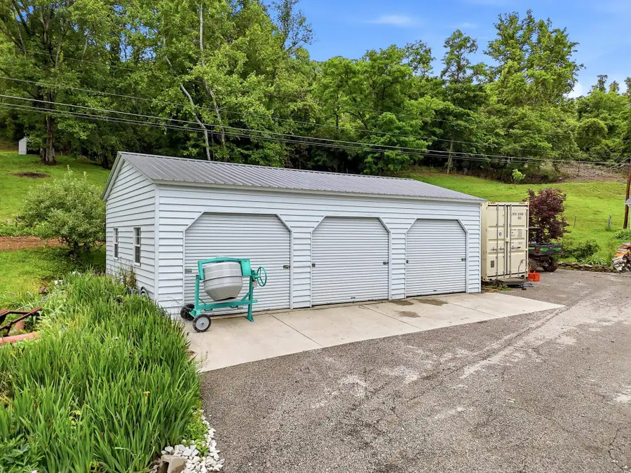 673 township road, Chesapeake, OH 45619 - #3