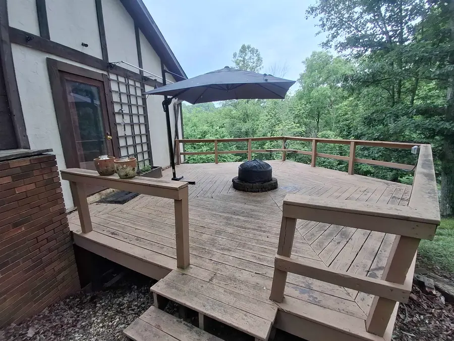509 Camp Creek Rd, Huntington, WV 25701 - #3