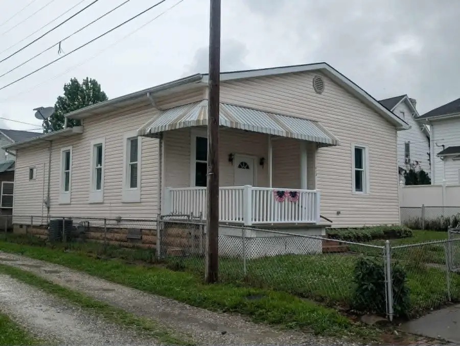 413 Etna Street, Ironton, OH 45638 - #2
