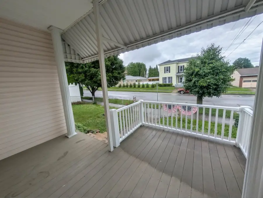 413 Etna Street, Ironton, OH 45638 - #3