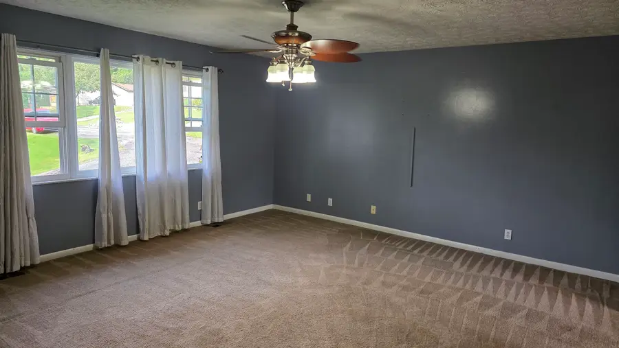 38 Ray Road, Huntington, WV 25704 - #3