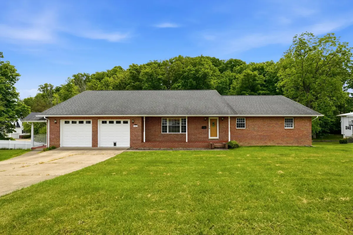 88 Pinedale Drive, Huntington, WV 25705 - #1