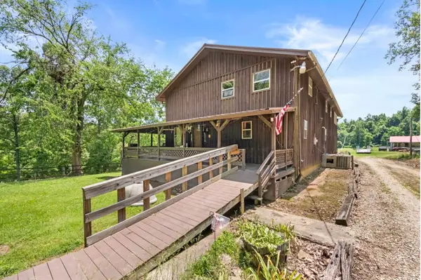 195 Township Road 1478, South Point, OH 45680